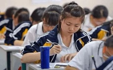 初中数学老师的述职报告5篇