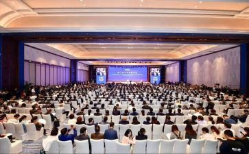 企业总结大会讲话稿5篇