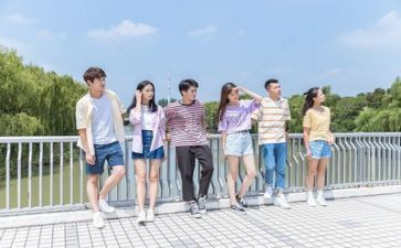 大学简历自我介绍300字5篇