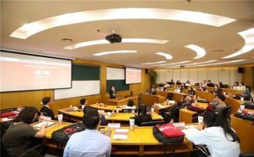 大学挫折演讲稿8篇
