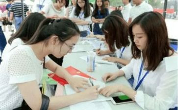 大学大一的自我鉴定通用5篇