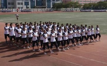 高一新生开学作文5篇