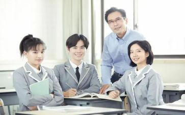 高中校长个人述职报告5篇
