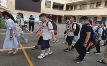 六年级下册园地六作文8篇