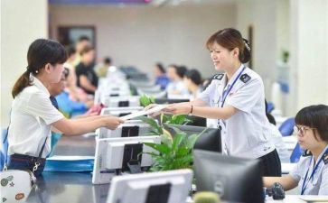 医保办工作人员述职报告8篇