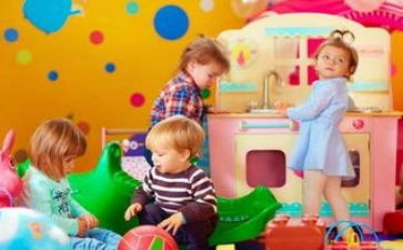 幼儿园小班安全主题活动方案8篇