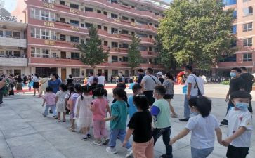 感恩小学老师作文600字7篇