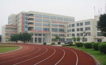 以校园生活为话题的作文6篇