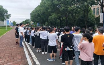 初一新生代表讲话稿5篇